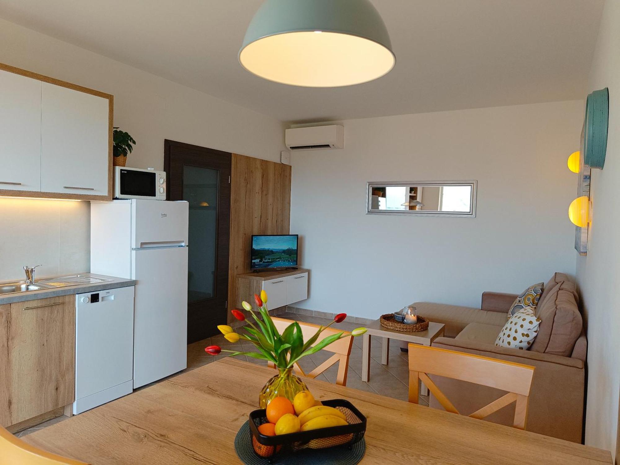 Haus Mit Meerblick Лопар Экстерьер фото